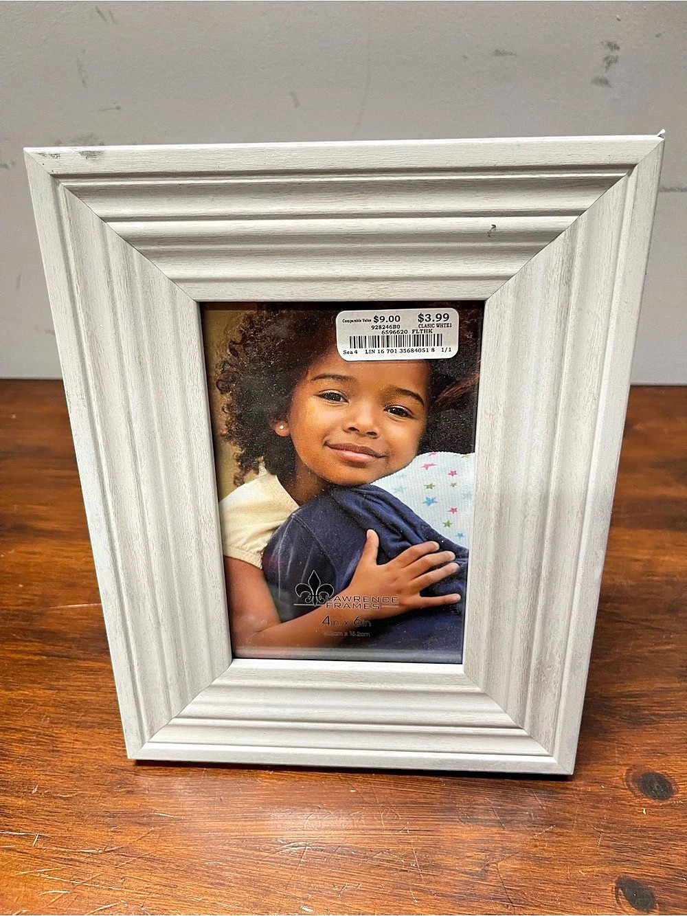 Lawrence Frames Class White Picture Frame 4 x 6